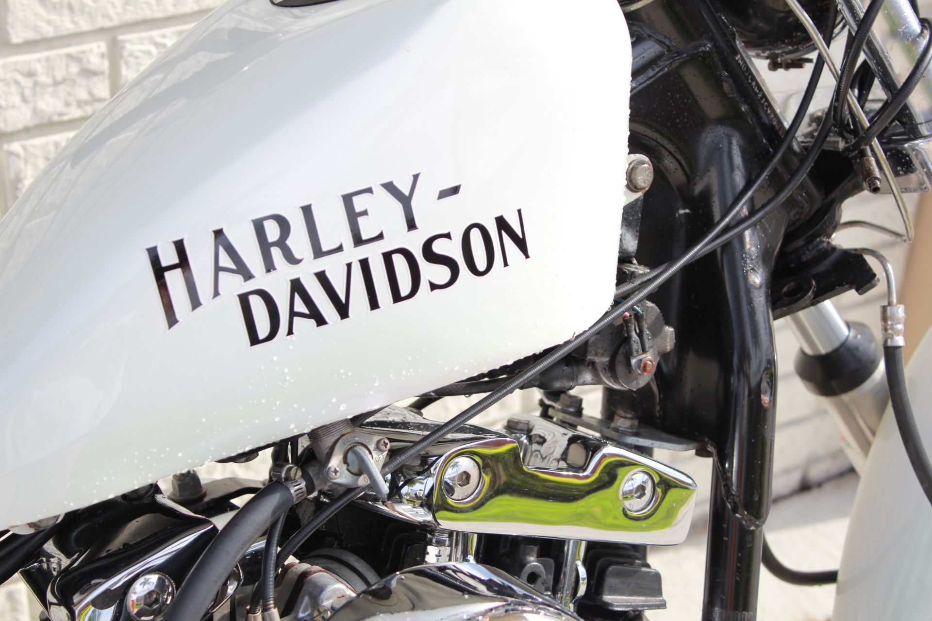 Harley Davidson White Motorcyles 7