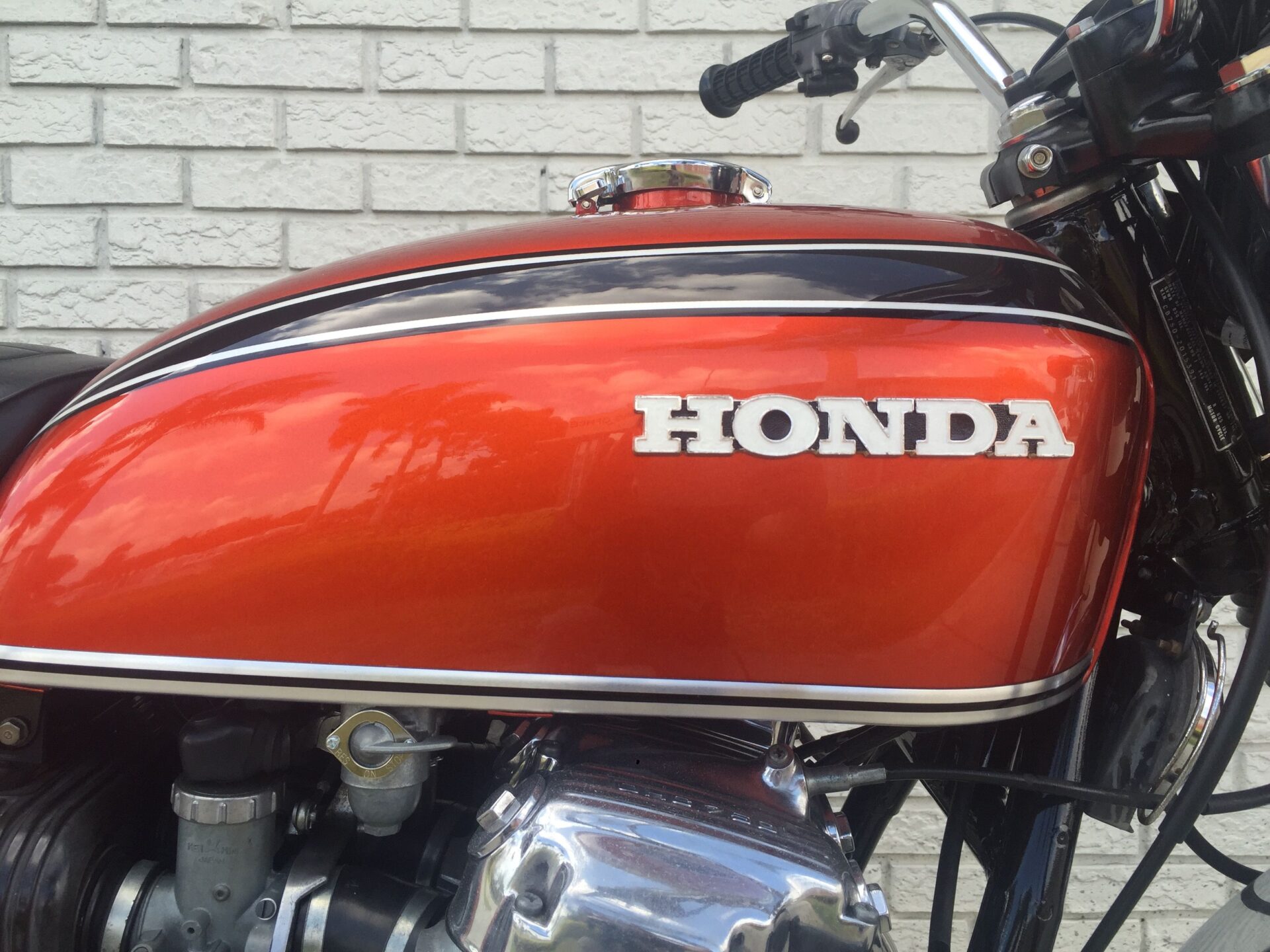 Honda 750 Four 1xxx Red 14
