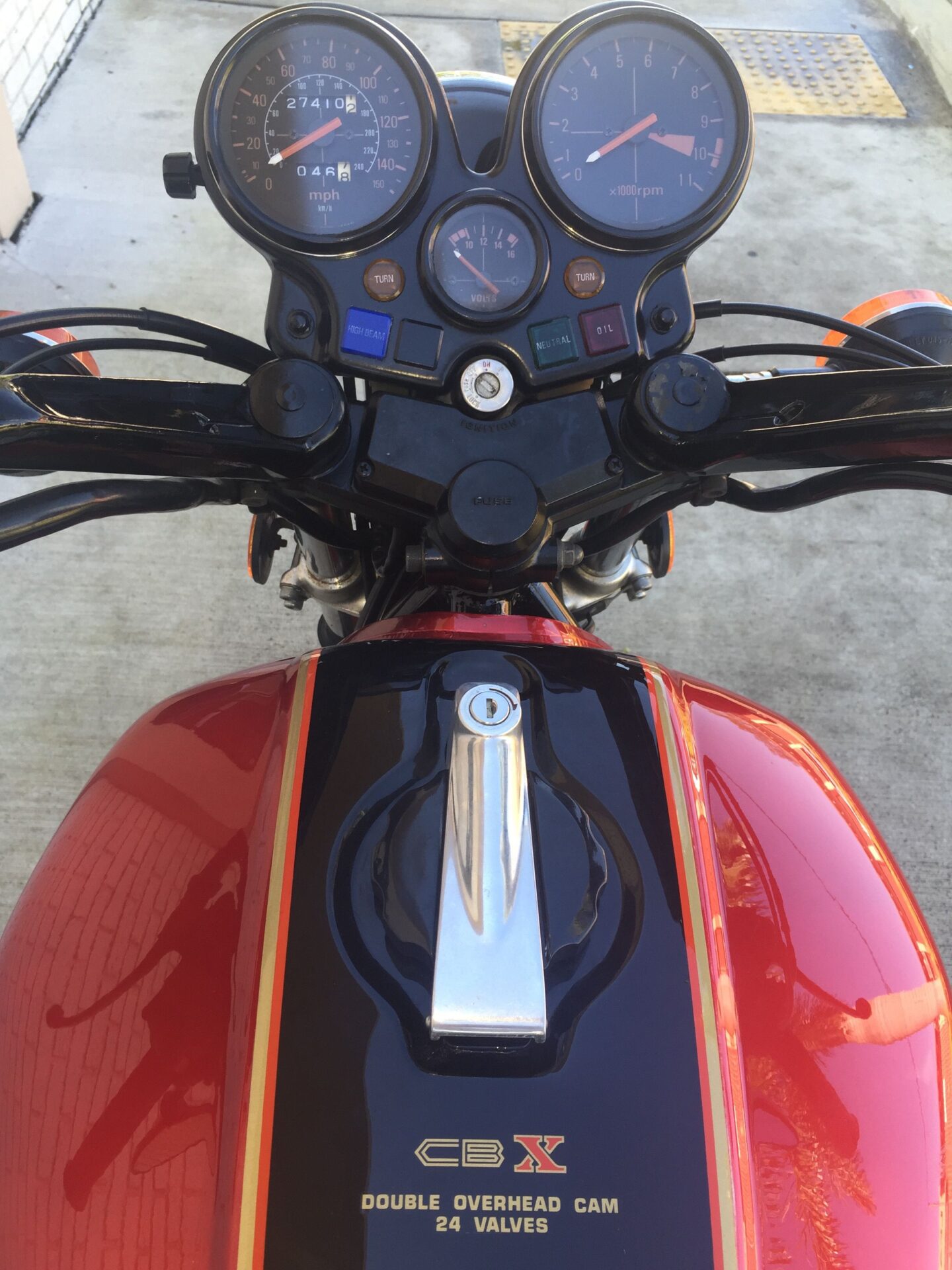 Honda CB X red 1