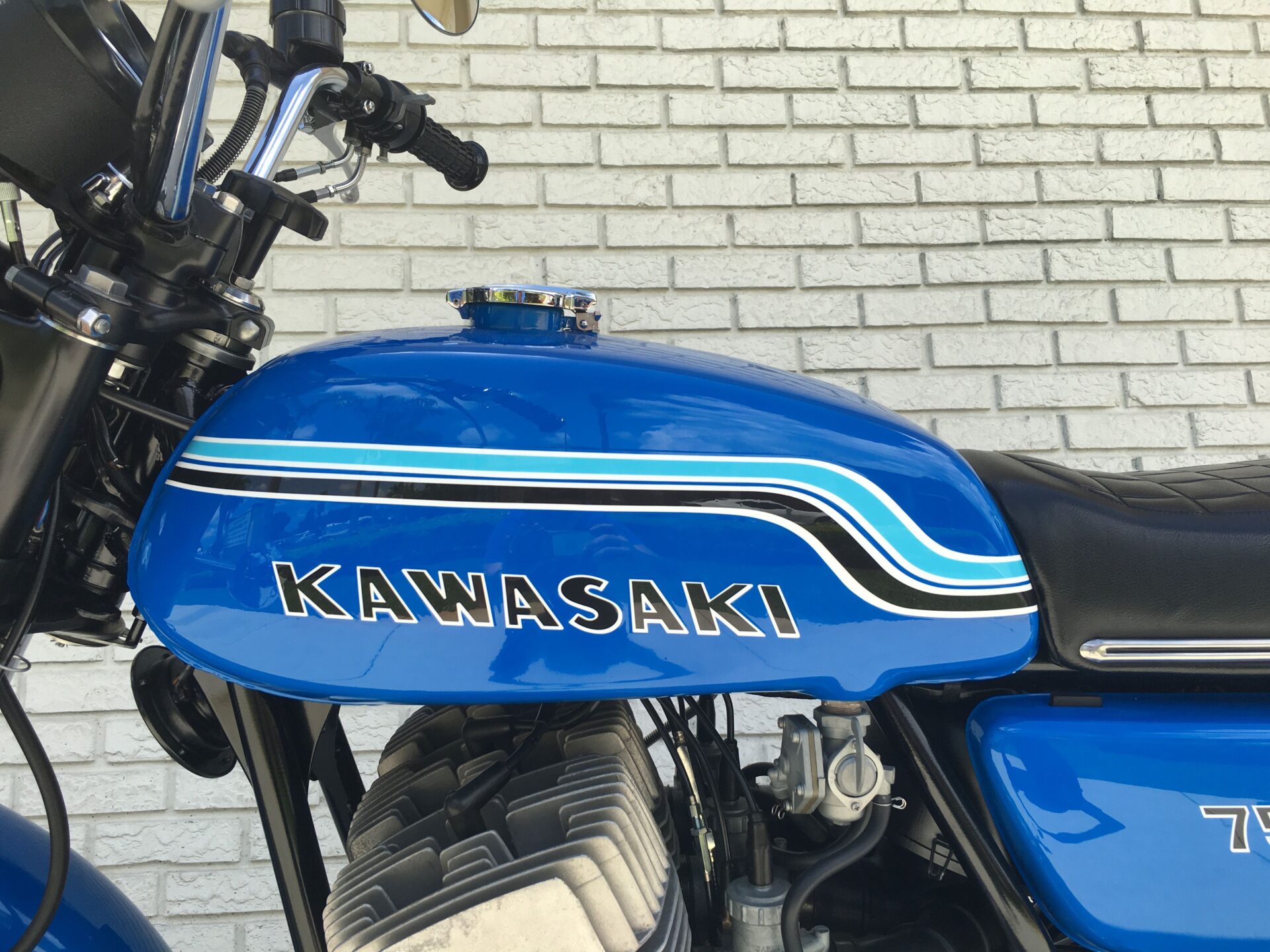Kawasaki 750 Model 1xxx Blue 20