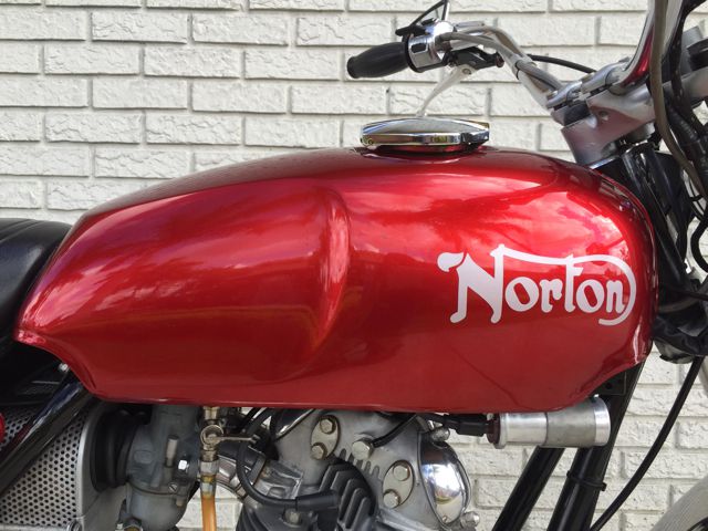 Norton 850 Commando 2 1